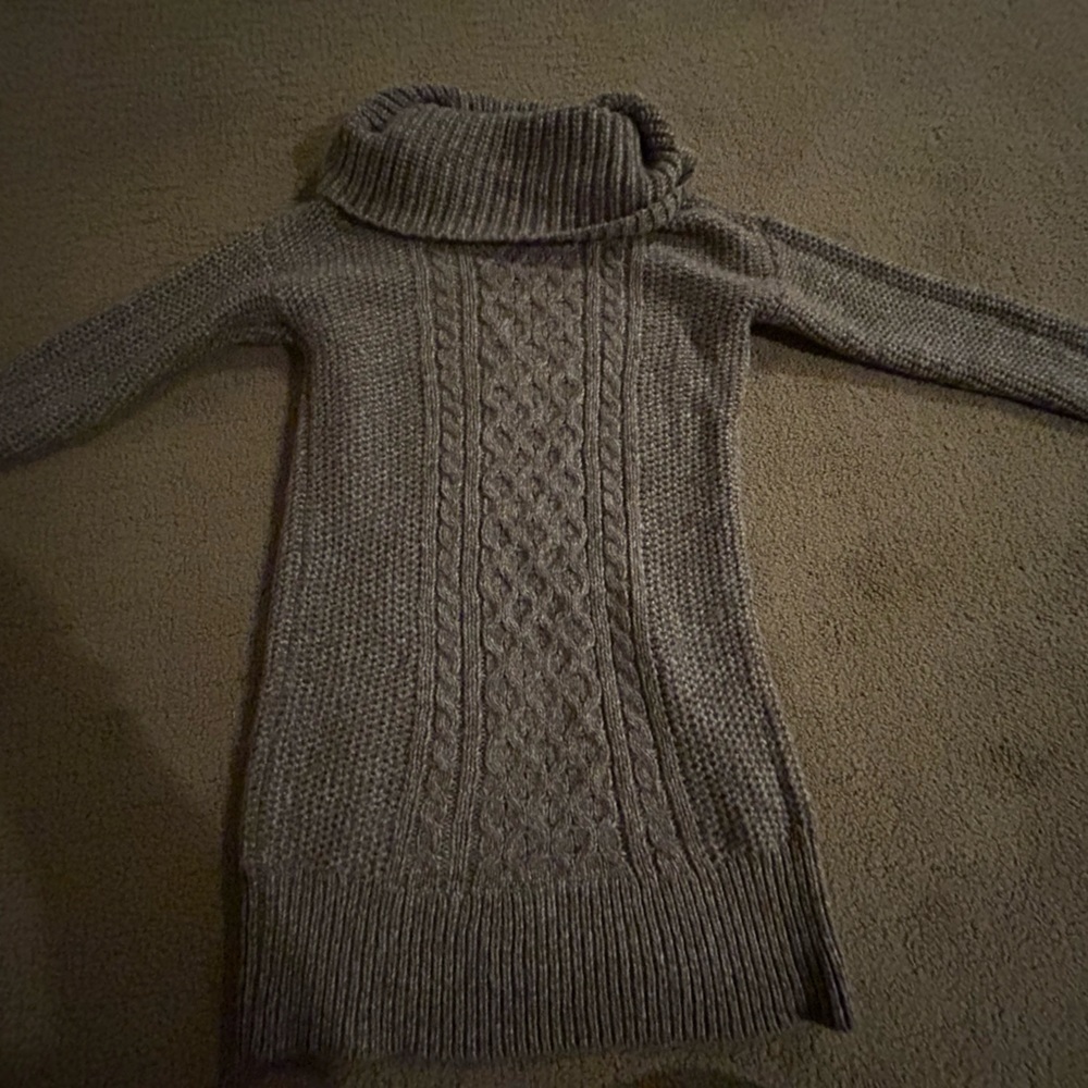 american eagle women’s sweater, worn, small